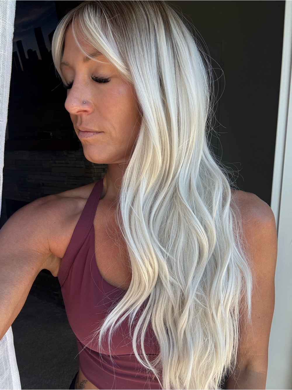 Kesha platinum blonde wig - Chelsey Smith Crowns
